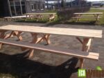 Grote picknicktafel