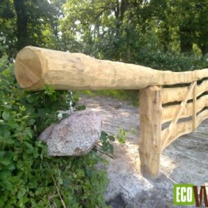 Gedisseld eiken wringhek zijkant