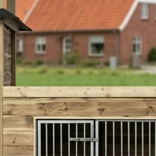 Hondenkennel Hooiberg Lize – Voldux-3